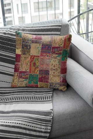 Çok Renkli Patchwork Çift Taraflı Kırlent Kılıfı Krl293n11