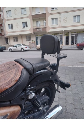 Royal Enfield Super Meteor 650 Sissy Bar