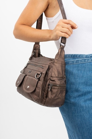 Y.s.deri Kadın Çapraz Askılı Postacı Omuz Çantası Vegan Deri 25 20 Cm Bayan Omuz Çantası Çok Cepli 001