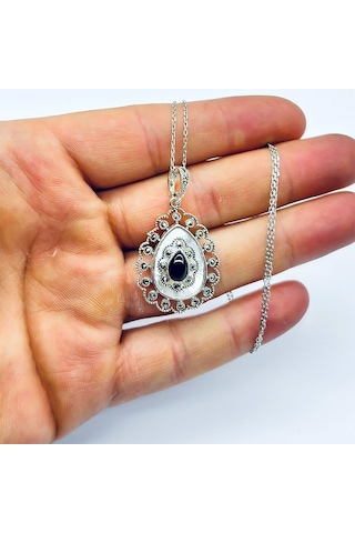 Damla Model Oltu Taşı Ve Sedef İşçilikli 925 Ayar Gümüş Kolye Siyah - Beyaz