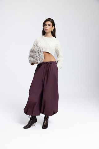 Mai Collection Mai Studios Co. Mohan Bej Crop Kazak Bej