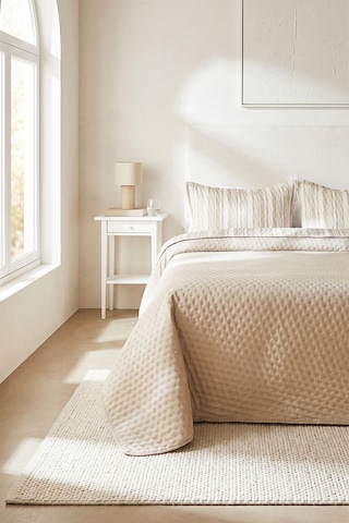Ocean Home Textile Pamuklu Kapitoneli Bej Renk Çizgi Desen Çift Kişilik Yatak Örtüsü Seti 1 Adet 250 X 230 / 2 Adet 50 X 70 Cm