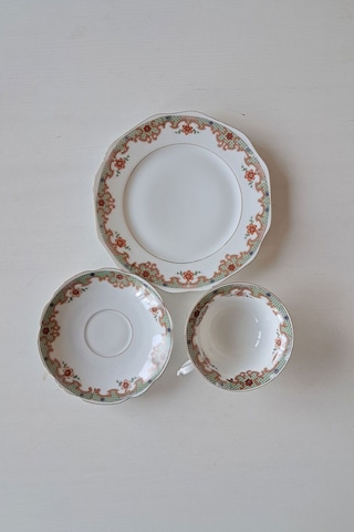 Sütlü Kahve Rengi Antika Çay Fincanı Seti 3 Parça Sütlükahve