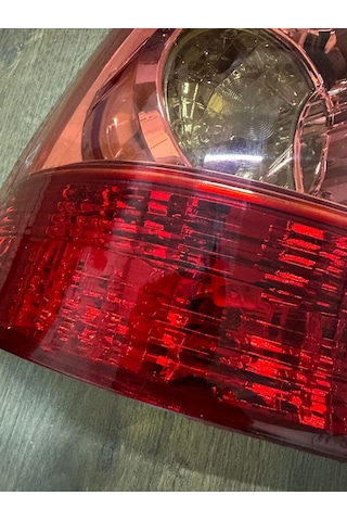 Toyota Corolla Sedan Arka Stop Lambası Sağ Sol 2005-2006