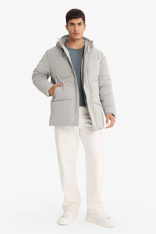 Defacto Su İtici Regular Fit Kapüşonlu Cepli Astarlı Rüzgar Geçirmez Fermuarlı Parka F0431ax25wngr454 Gri-gr454