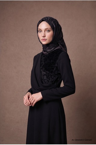 Avenna Payet Detaylı Asimetrik Drapeli Uzun Elbise 135 Cm Boy Siyah 26ka905
