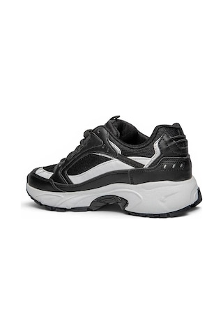 Tuğba Ortopedi 4392 Kadın Sneaker Siyah