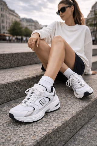 Muggo Shift Kadın Kalın Taban Bağcıklı Günlük Sneaker Spor Ayakkabı Beyaz