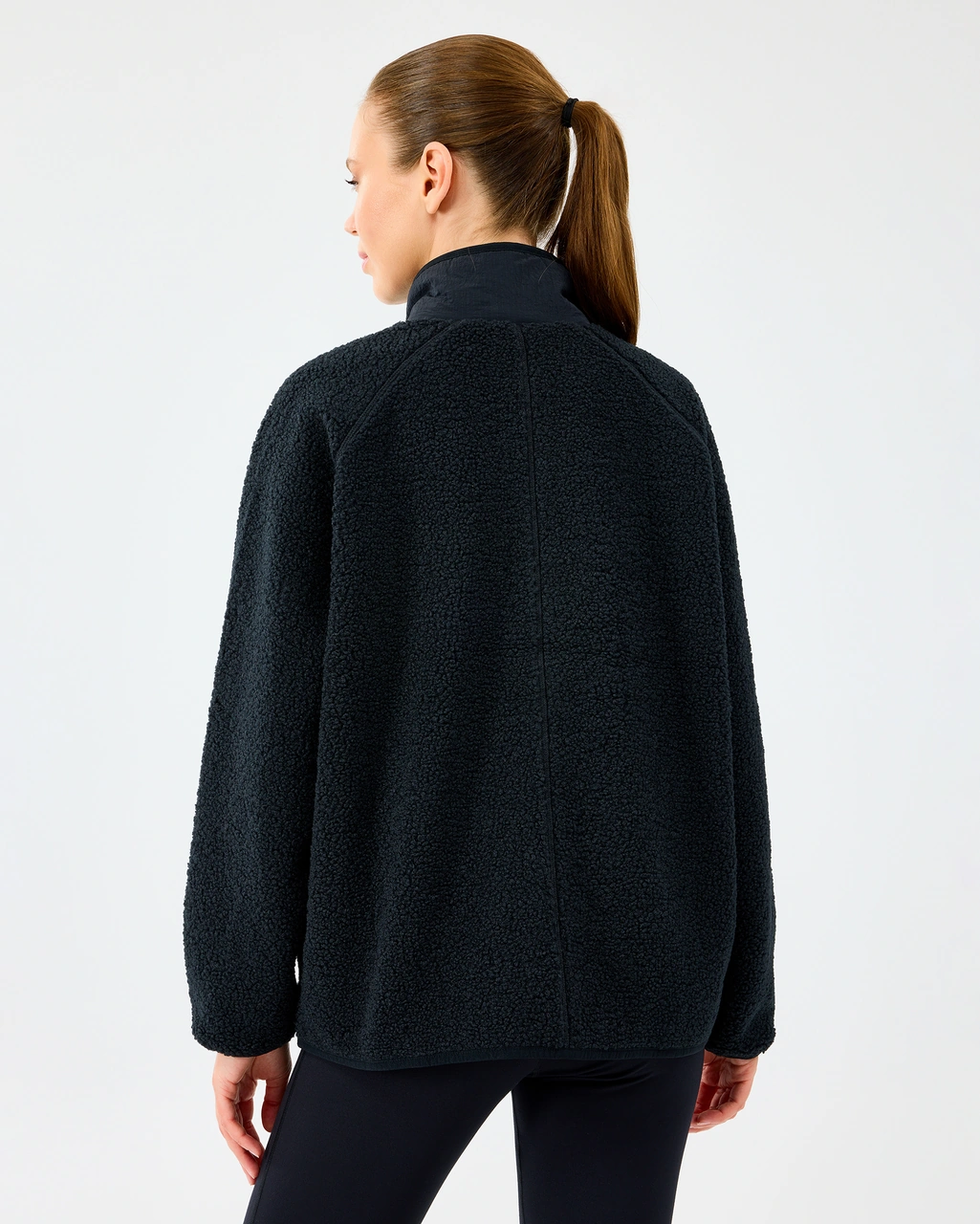 Skechers W Woven Detailed Pull Over Sherpa Kadın Siyah Mont S2520218-3817 Siyah