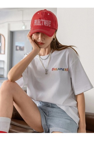 Kadın Beyaz Oversize Dreamers Baskılı T-shirt Beyaz