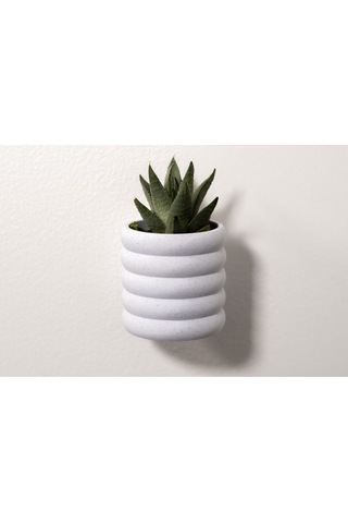 Modern Tarz Duvar Askılı Beyaz Plastik Saksı