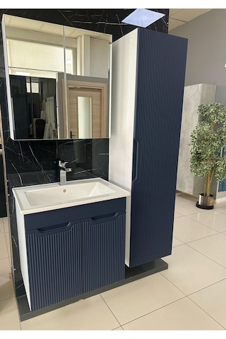 Banyo Dolabı Aynalı Boy Dolaplı Membran Kapaklı 65 Cm Mavi