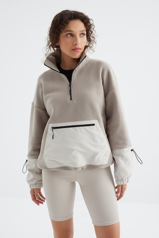 Tommy Life Koyu Bej Etek Ucu Büzgülü Yarım Fermuarlı Oversize Kadın Polar Sweatshirt - 97238 Koyu Bej