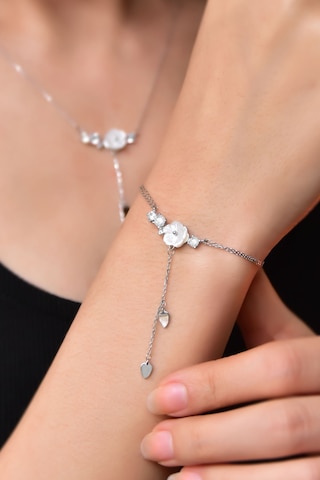 Papatya Silver 925 Ayar Gümüş Rodyum Kaplama Zincir Sallantılı Beyaz Taşlı Sedef Manolya Çiçeği Kolye-Bileklik Set