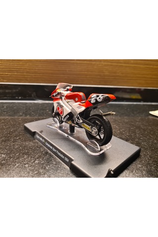 Altaya 1/18 Cagiva Mito Ev 1994 Spor Production Valentino Ro...
