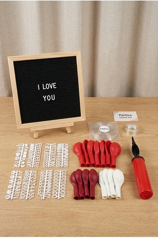 Sevgililer Günü Yıl Dönümü Süsleme Classic Set Siyah Keçe Yazı Panosu Standlı Balon Zincirli El Pompası Romantik Set Tüm Yaşlar