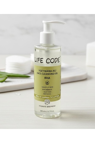 Yüz Yıkama Jeli Yağlı-sivilceli -akneye Eğilimli Ciltler İçin Bha Lı Skin Care 200 Ml