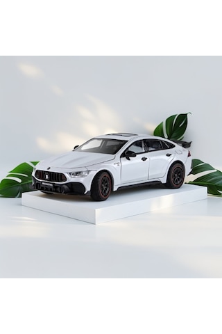 Brabus Rocket Tasarımlı 1:24 Ölçek Kapıları Ve Bagajı Açılan Gerçekçi Diecast Model Araba
