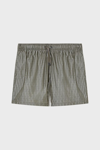 Emporio Armani Erkek Deniz Şortu Em000583 Af20448 F7004 Haki