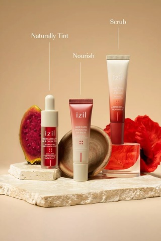 İzil Fassi Poppy Glow Lip Trio, Dudak Ve Yanak Seti Çok Renkli