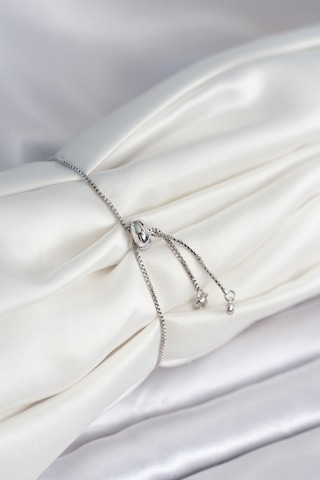 Yıldız Model Asansörlü Gümüş Renk Kadın Bileklik Çok Renkli