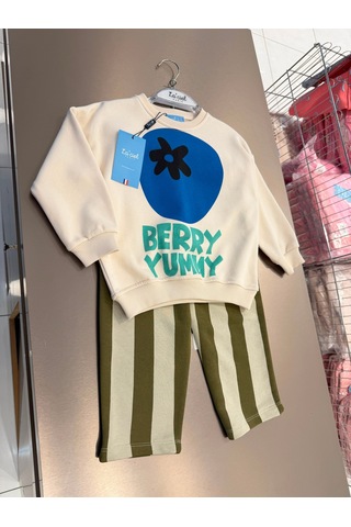 Magu Çocuk Yaban Mersini Baskılı Ekru Sweatshirt Ve Yeşil Çizgili Eşofman Takımı Çok Renkli