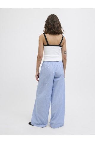 Streç Kalip Nakis Islemeli Kare Yaka Bluz - Fifi - 12276337 Bright White