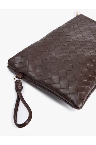 Koton Örgü Desenli Fermuarlı Suni Deri Clutch Çanta Kahverengi 6sak30033aa Kahve