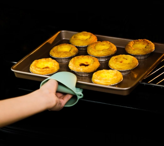 Dofolink Küçük Eller İçin Mini Silikon Fırın Eldiveni - Isıya Dayanıklı, Kaymazsız, Çamaşır Makinesine Uygun, Fırın/pişirme/barbekü Kullanıma Uygun Bej Çok Renkli