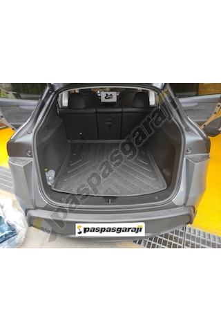 Kaiser Tesla Model Y Juniper Bagaj Havuzu, 2025-