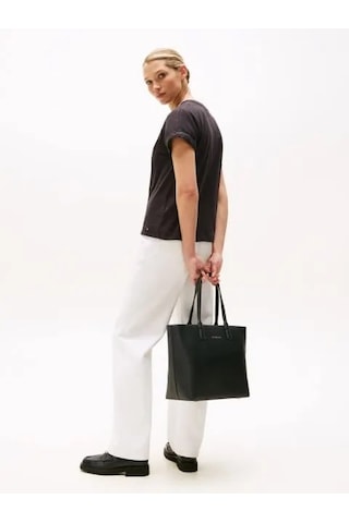 Tommy Hilfiger Kadın Omuz Çanta Aw0aw17449bds Siyah