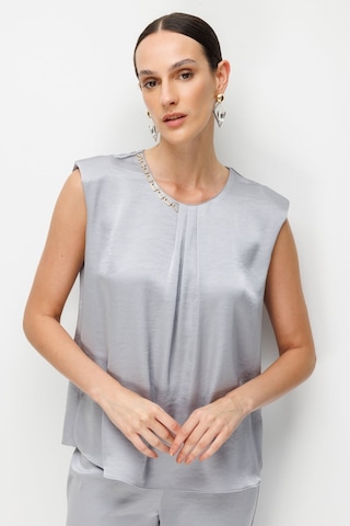 Ekol Kadın Zincir Aksesuarlı Drape Detaylı Bluz 2432 Gümüş