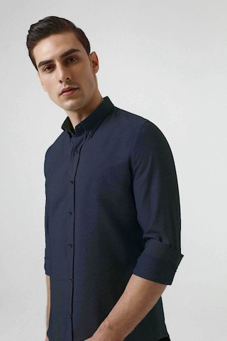 D'S Damat Ds Damat Slim Fit Armürlü Düğmeli Yaka Pamuklu Gömlek 5HC02ORT07265 - Lacivert