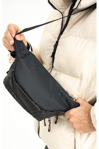 Dört Bölmeli Suya Dayanıklı Polyester Kumaş Ayarlanabilir Askılı Bel-göğüs Çantası Siyah