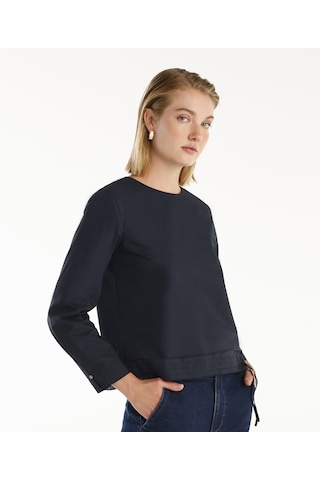 Yargıcı Önü Bağlama Detaylı Bluz Lacivert