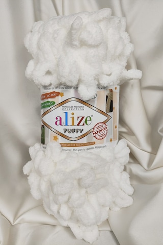 Puffy Beyaz El Örgü İpi 100gr. 9mt. 5'li Paket - Renk: 55 Puffy Beyaz El Örgü İpi 100gr. 9mt. 5'li Paket - Renk: 55
