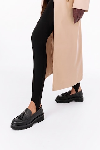 Luvi Shoes Marsy Siyah Cilt Hakiki Deri Püsküllü Kadın Loafer Ayakkabı