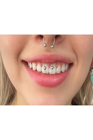 36 Adet Birden Karışık Desen Siyah Renk Piercing Siyah