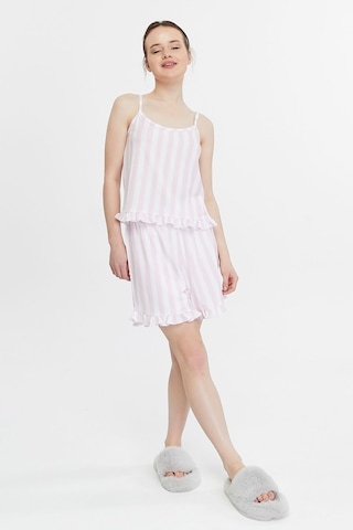 Bella Dossi Askılı Rahat Pamuklu Çizgili Kumaştan Fırfır Detaylı Şortlu Kadın Pijama Takımı Pembe/beyaz Pembe