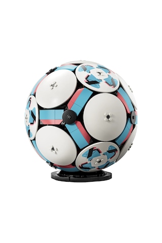 LEGO® Editions Football Futbol Topu 43019 - 10 Yaş ve Üzeri Çocuklar İçin Yaratıcı Oyuncak Yapım Seti (1498 Parça)