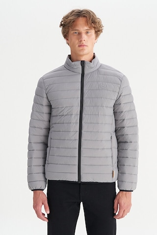 Wrangler Regular Fit Dik Yaka Şişme Mont Erkek Mont W2520510 035 Gri