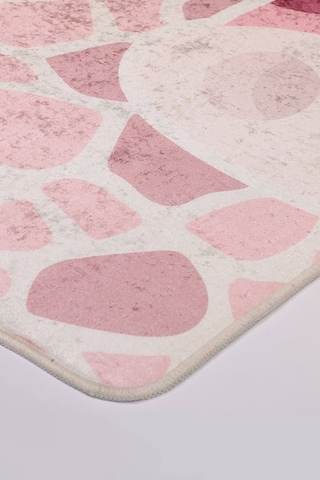 Pembe Zürafa Desenli Çocuk Odası Halısı-4000 Çok Renkli