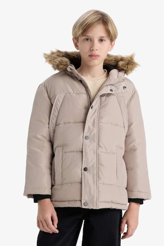 Defacto Erkek Çocuk Çıkarılabilir Suni Kürk Yaka Kapüşonlu Polar Astarlı Mont E7417a825wnbg755 Bej-bg755