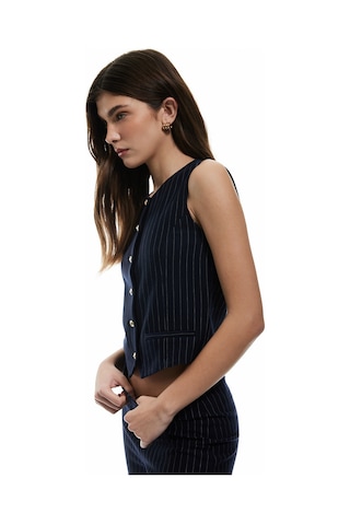 Koton Slim Fit Kolsuz Düğmeli Bisiklet Yaka Yelek Beyaz Çizgili 5sak30025ek Beyaz Çizgili Çok Renkli