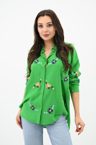 Koza Butik Kadın Nakış İşlemeli Oversize Gömlek 1735-24 001
