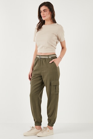 Lela Pamuklu Standart Fit Normal Bel Lastikli Paça Kemerli Jogger Bayan Pantolon 668Yp5045 Haki