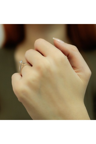 Lova E Renk 0,20 Karat Pırlanta Tektaş Yüzük - 1040002