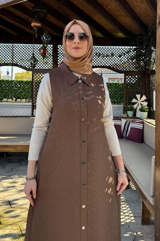 Rabia Şamlı Safir Kapitone Yelek Kahve Çok Renkli