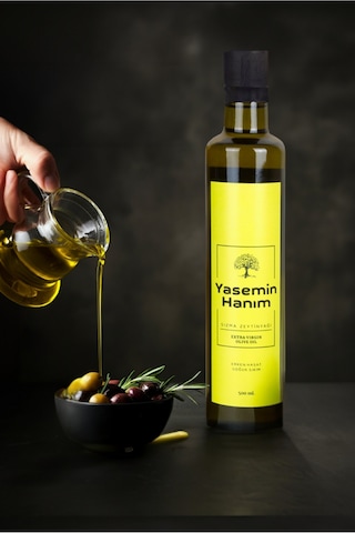 Memecik Erken Hasat Soğuk Sıkım Naturel Sızma Zeytinyağı 500ml. Uv Korumalı Cam Şişe Memecik Erken Hasat Soğuk Sıkım Naturel Sızma Zeytinyağı 500ml. Uv Korumalı Cam Şişe