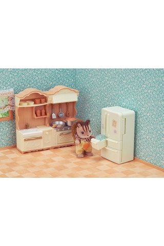 5341 Sylvanian Families Mutfak Seti 35 Parça + 3 Yaş Figürler
